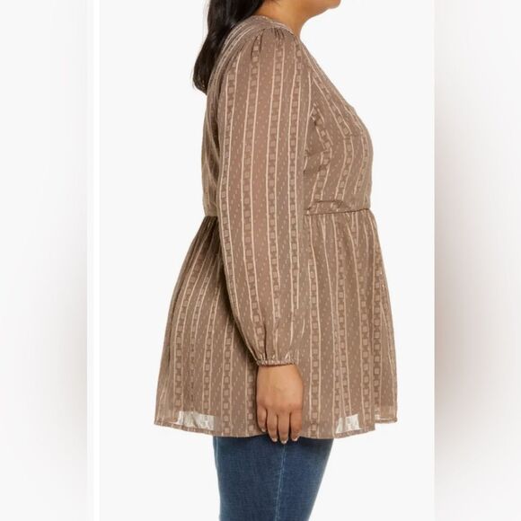 Vero Moda curve ,Yasmin Texture Pattern Peplum Tunic,16W
Euc - Picture 3 of 8